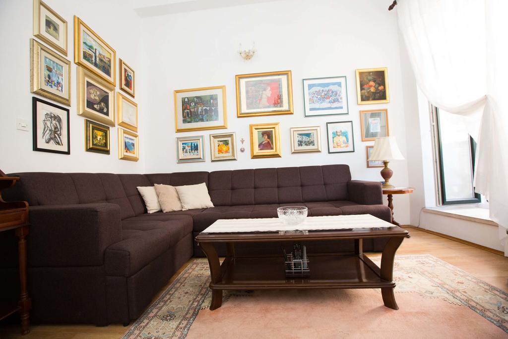 Old Town Heart Apartment ดูบรอฟนิก ภายนอก รูปภาพ