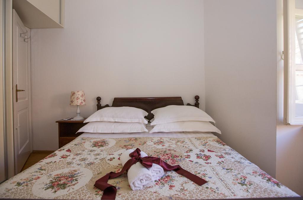 Old Town Heart Apartment ดูบรอฟนิก ภายนอก รูปภาพ