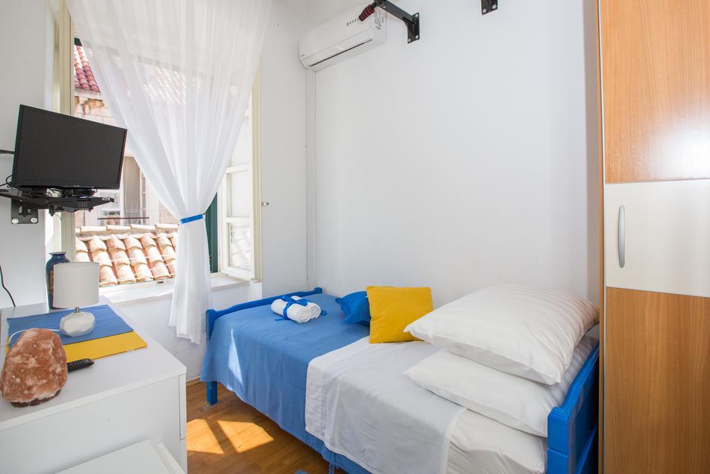 Old Town Heart Apartment ดูบรอฟนิก ภายนอก รูปภาพ